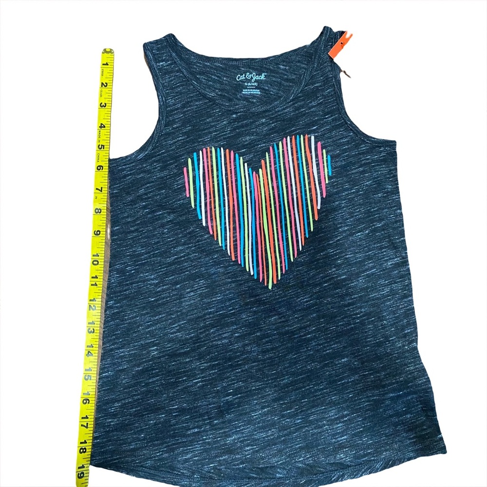 NWT Cat and Jack S/6/6X tank top w heart design.